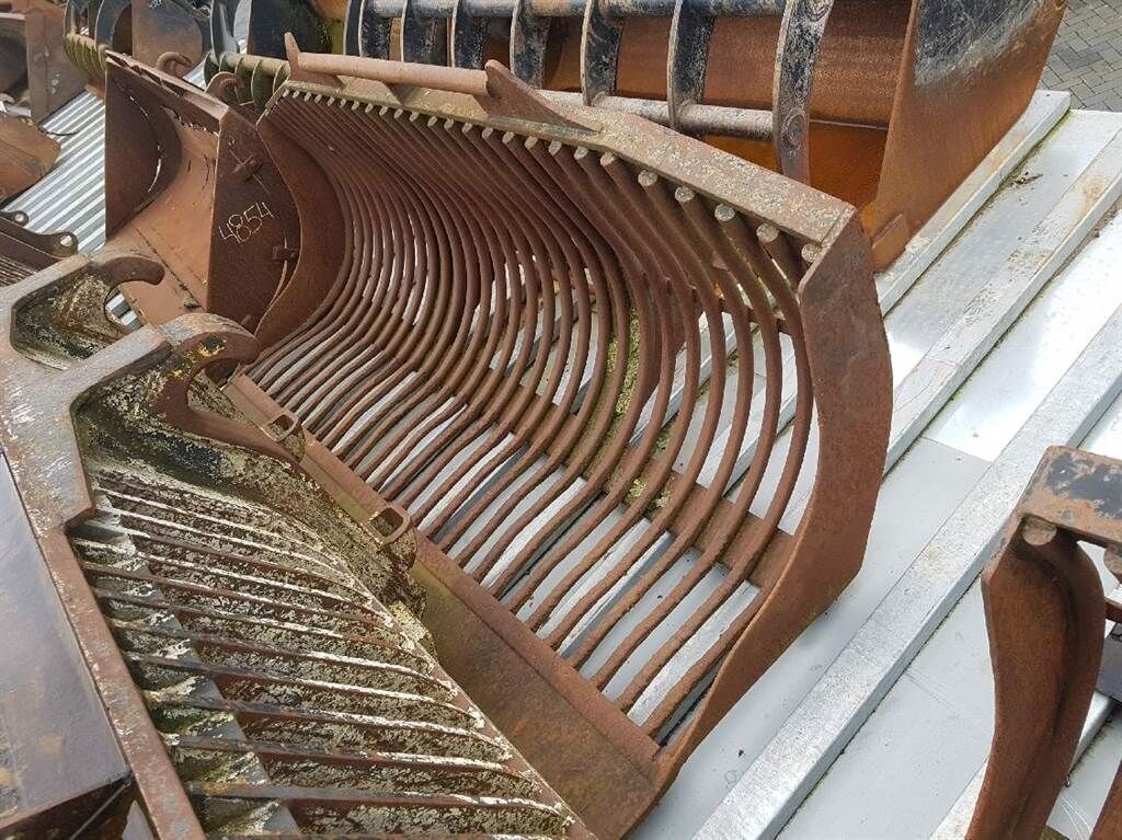 AZ150-Beco LPR40-2,51 mtr-Skeleton bucket 2