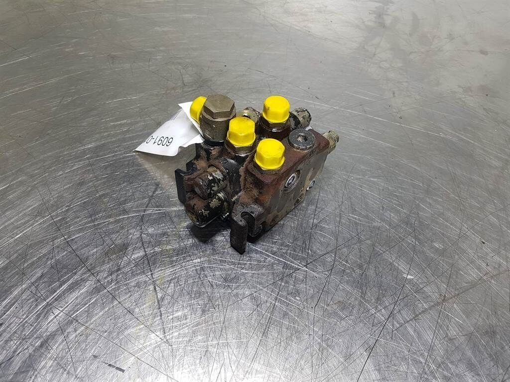 AZ85-4198098A-Nordhydraulic RS-211-Valve 2