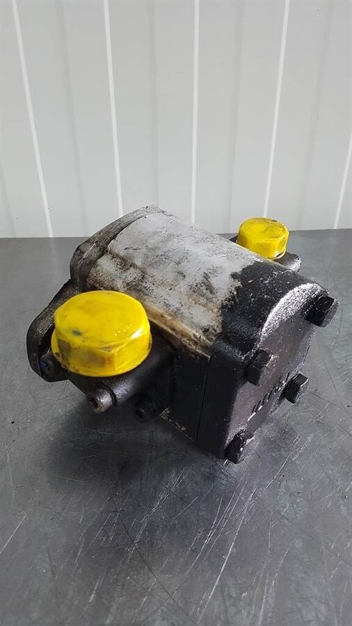 68391597 - Ahlmann AZ 14 - Gearpump 2