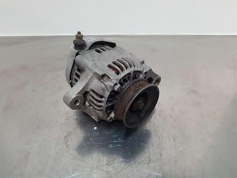 Sonstige 12V 30A - Alternator/Lichtmaschine/Dynamo