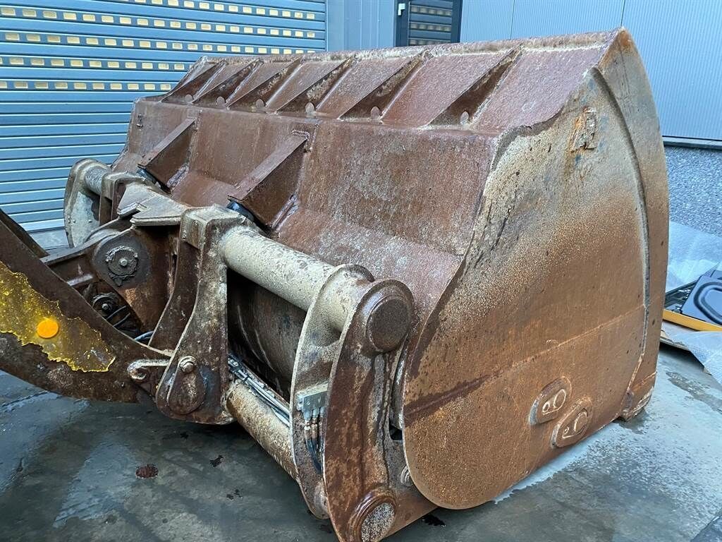 Hyundai HL 760 -9 (For parts) 3