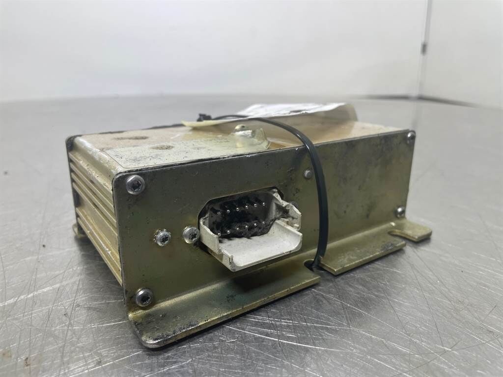 W110C-CNH 8603171-ECU/Control box/Steuermodul 2