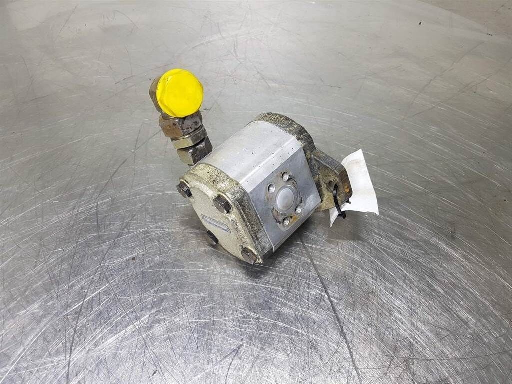 L20I-Haldex W15A1-33-R-5-K-06-N-N-Gearpump 2