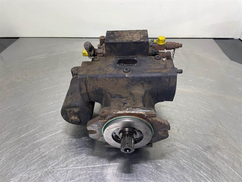 LH80-11643668-Drive pump/Fahrpumpe/Rijpomp 1