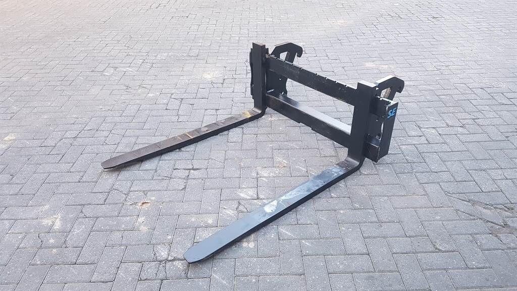 L30/L35-2,5T-Forks/Palletgabeln/Palletvorken 1