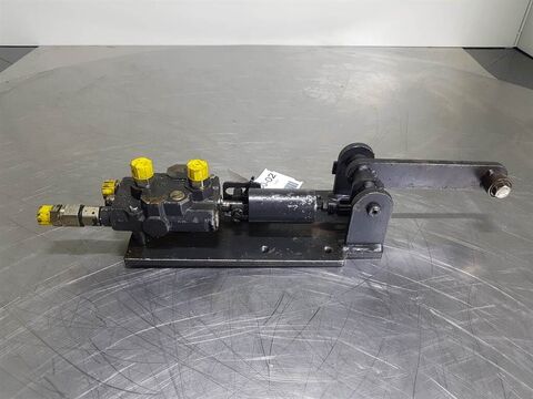 Sonstige AZ14-4198271A-Bucher Hydraulics 051012052-Valve