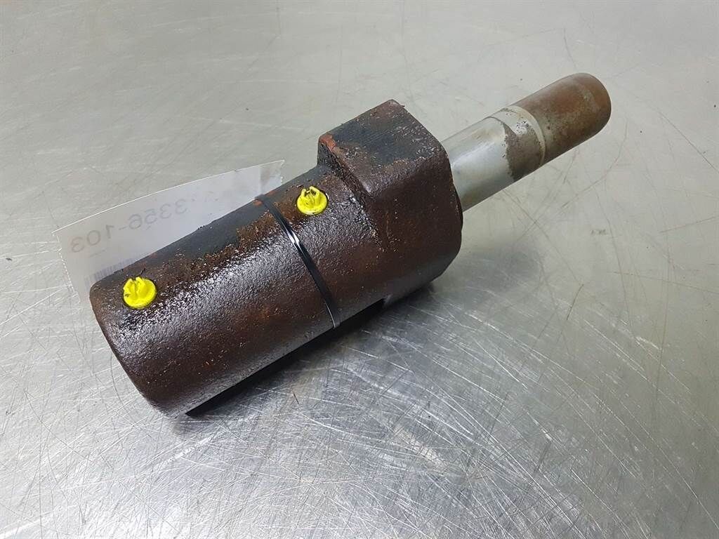 TL100-6502116200-Quick hitch cylinder 3