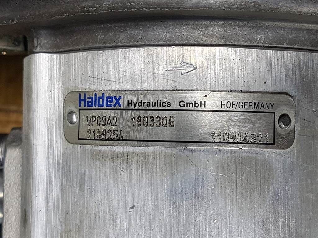 WP09A2-1803306 - Vögele - 2149254 - Gearpump 3