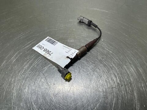 L524-10353427-Pressure relief valve 3