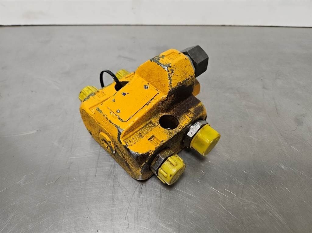 AZ10-Sauer Danfoss OLSA80-Priority valve 1