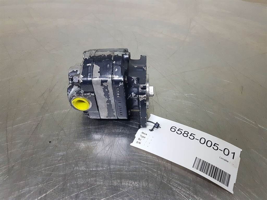 KP10-13CHFSG-Gearpump/Zahnradpumpe/Tandwielpom 1