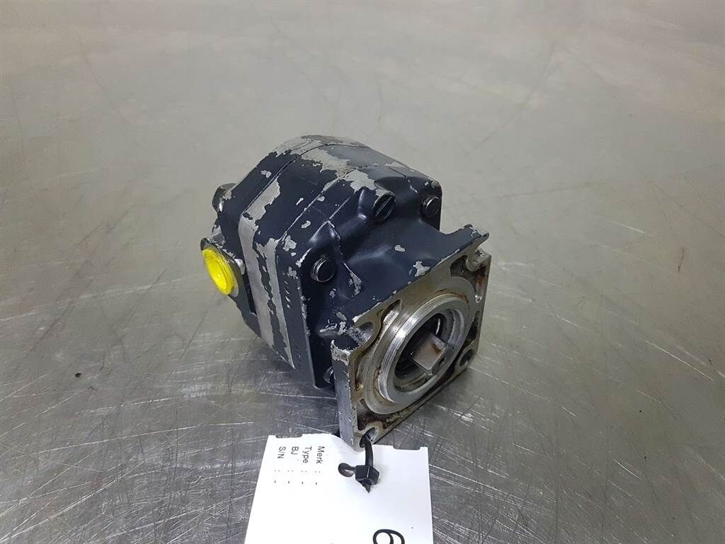 KP10-13CHFSG-Gearpump/Zahnradpumpe/Tandwielpom 3