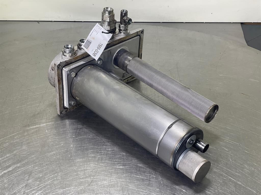 L524-11699657-Hydraulic Filter 2