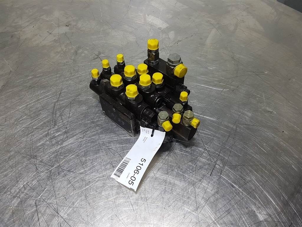 4101287A - Valve/Wegeventil 3-Fach/Ventiel 2