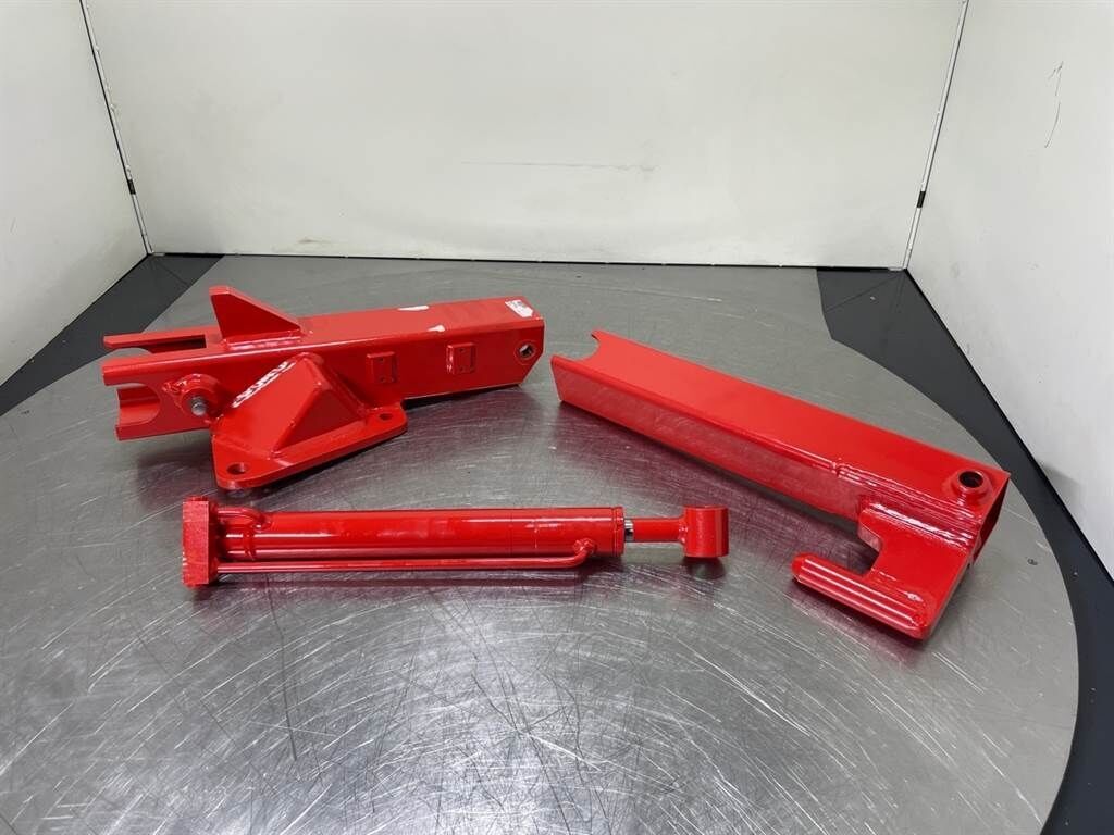 - Trailer hitch/Anhängerkupplung/Trekhaak 1