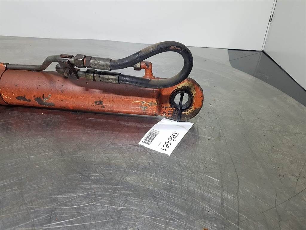 - Lifting cylinder/Hubzylinder/Hefcilinder 2