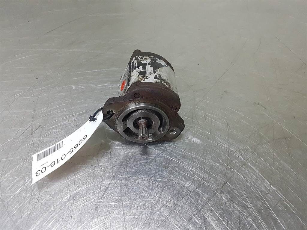 KP1/22A10AS0A - Gearpump/Zahnradpumpe 2