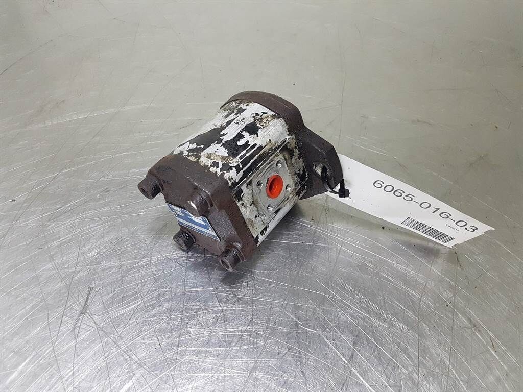 KP1/22A10AS0A - Gearpump/Zahnradpumpe 3