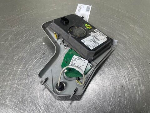 12MTX-6160134-Dashboard/Console/Konsole 3