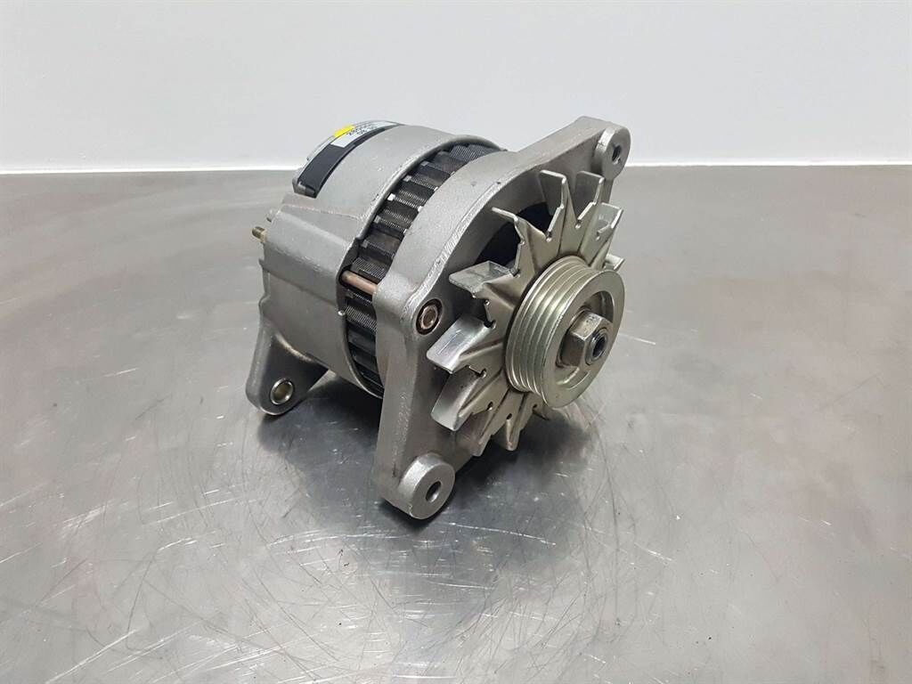 Schaeff SKL833-14V 65A-Alternator/Lichtmaschine/ 1