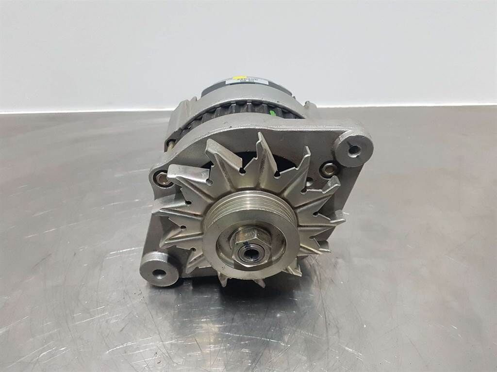 Schaeff SKL833-14V 65A-Alternator/Lichtmaschine/ 2