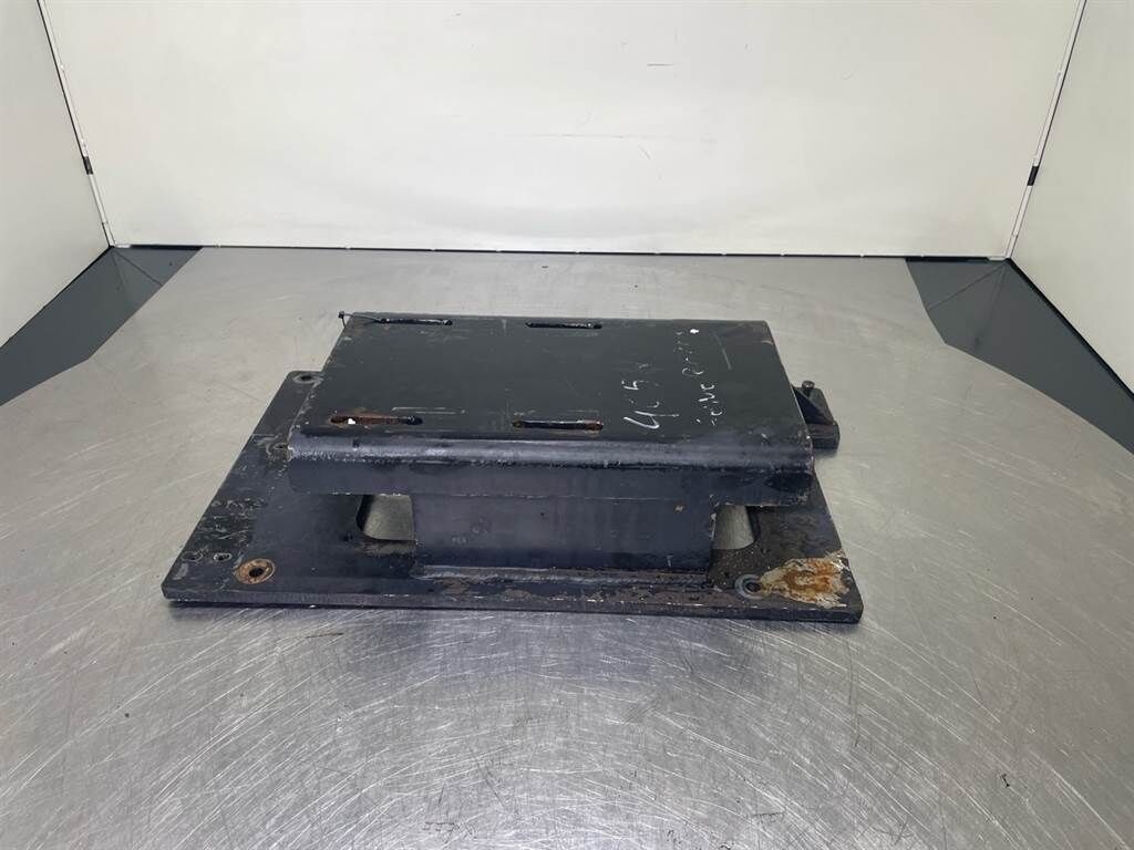 A904C - Generator frame/plate 2