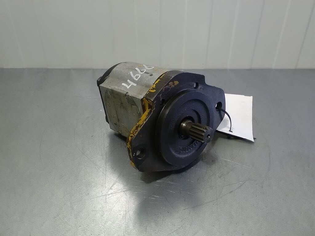 - Sigma 1PF2G330/038RD07MB - Gearpump 1