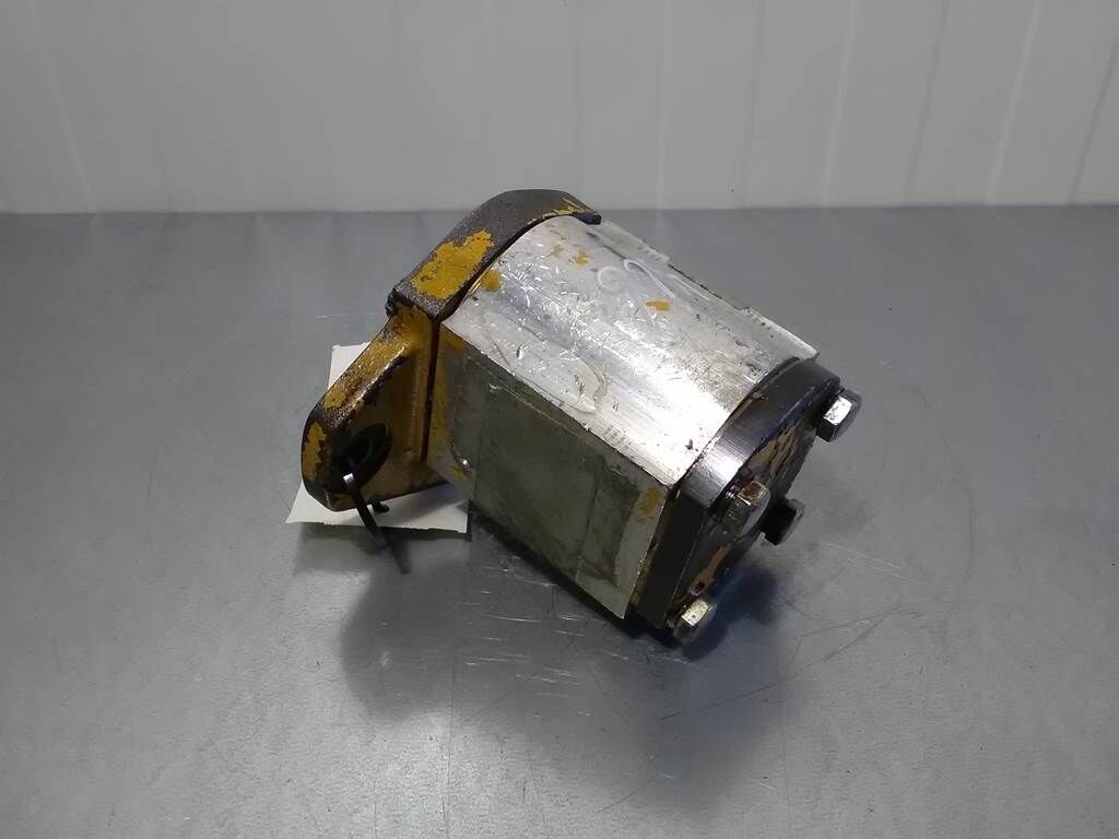 - Sigma 1PF2G330/038RD07MB - Gearpump 2