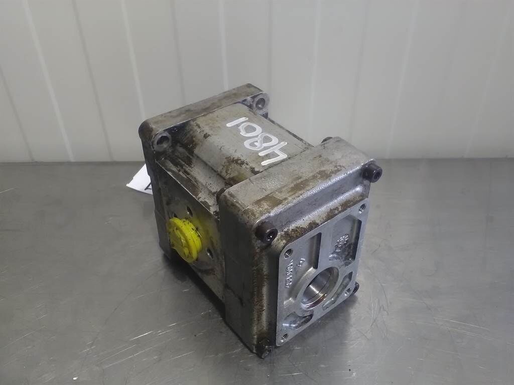Sauer Sundstrand SNP3/33DC041/7M - Gearpump 2