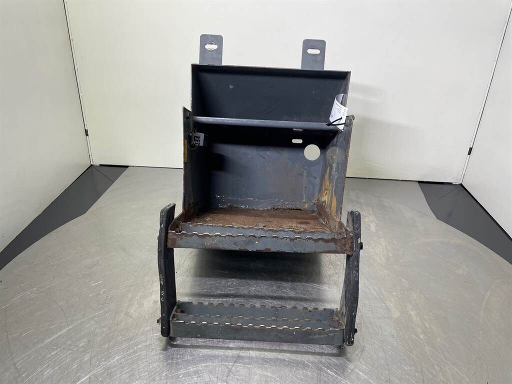 L514-9840311-Stair panel/Trittstufen/Traptreden 3