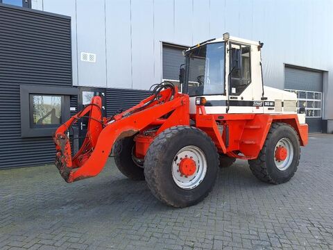 Schaeff SKS 661