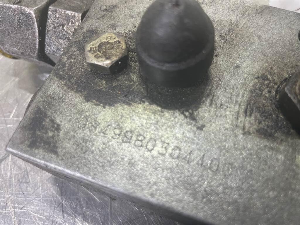 AZ150-184402A/23105053-Valve/Senkbremsventile 3