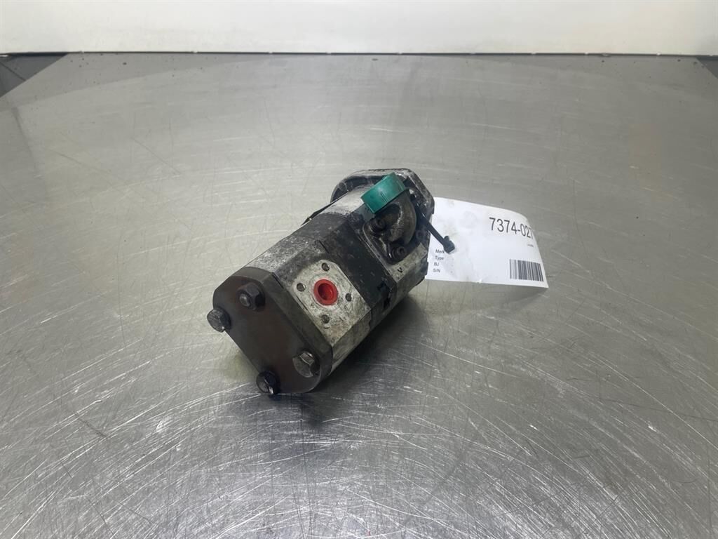 1PF2G240/008RR20MRK - Gearpump/Zahnradpumpe 3