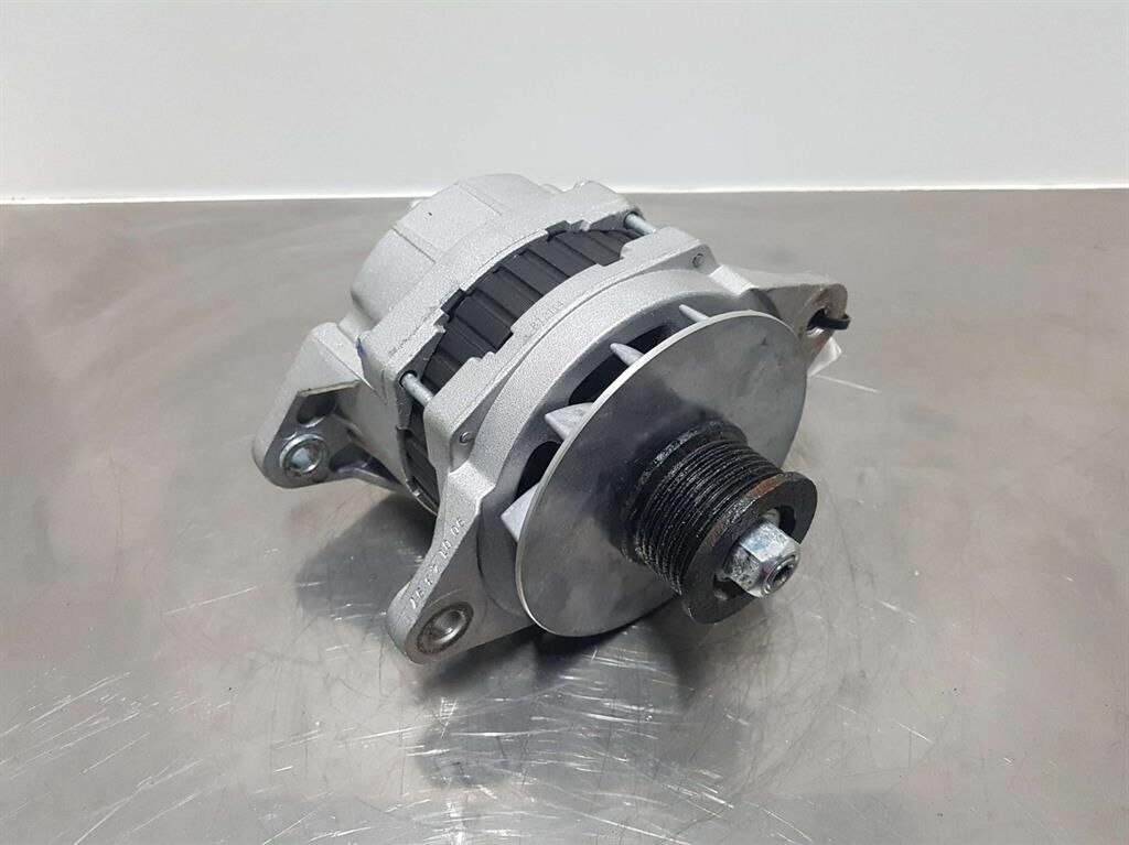 QSB5.9C-24V 70A-Alternator/Lichtmaschine/Dynamo 1