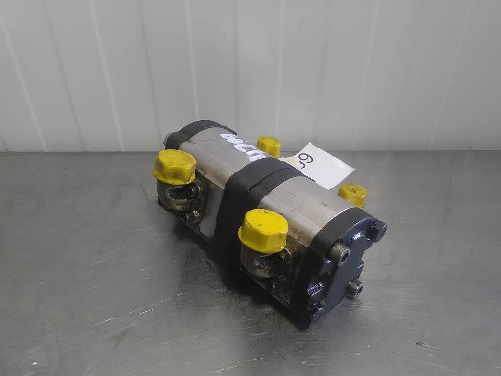 Tk&K 22TK19/11DINTSC - Gearpump/Zahnradpumpe 2