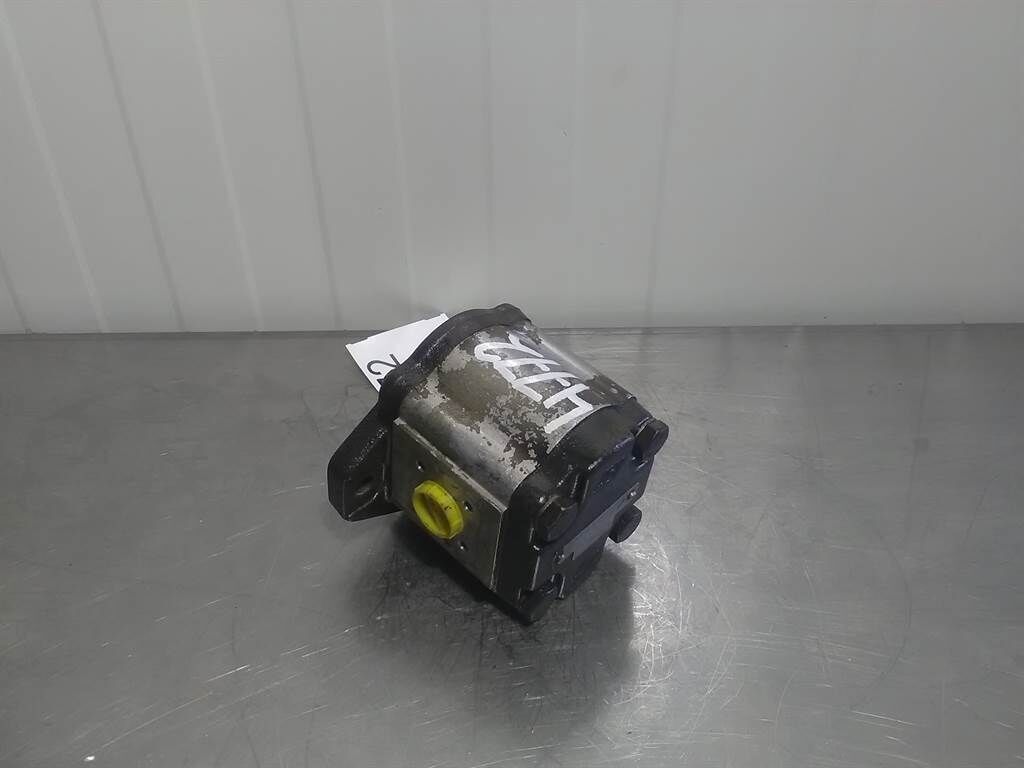 Commercial P11A193BEEJ14 - Gearpump/Zahnradpumpe 2