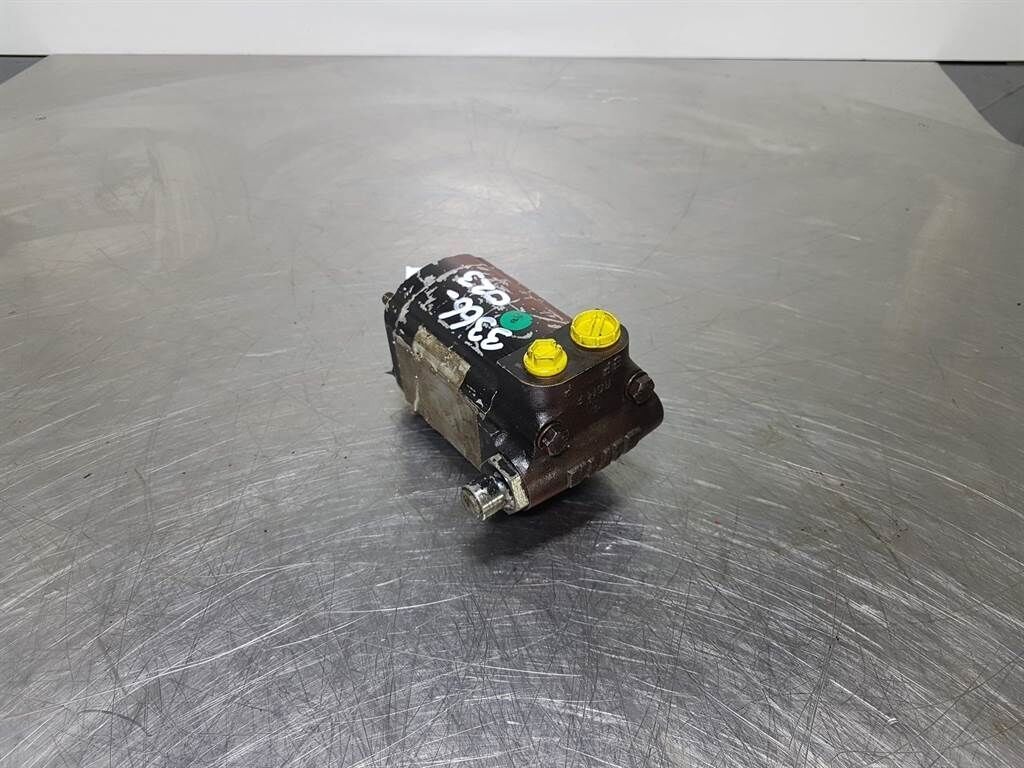 - Gearpump/Zahnradpumpe/Tandwielpomp 2