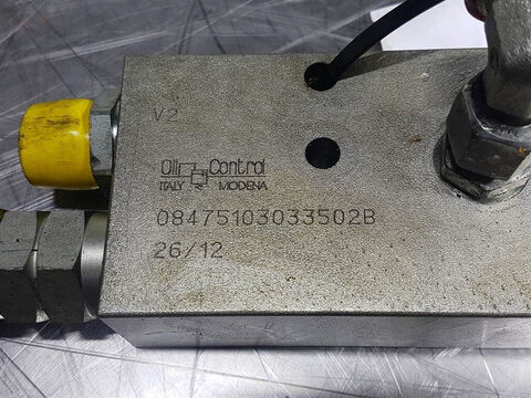 Sonstige L30B-ZM2808221-Counter balance valve