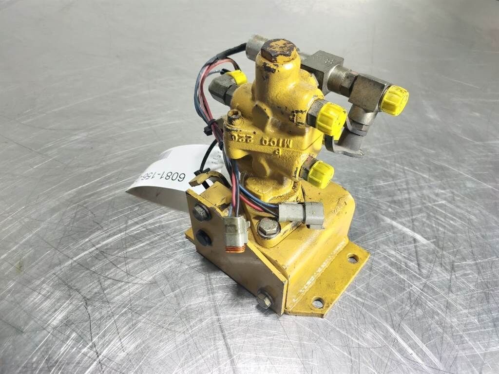 924 G - Power brake valve/Remventiel 3