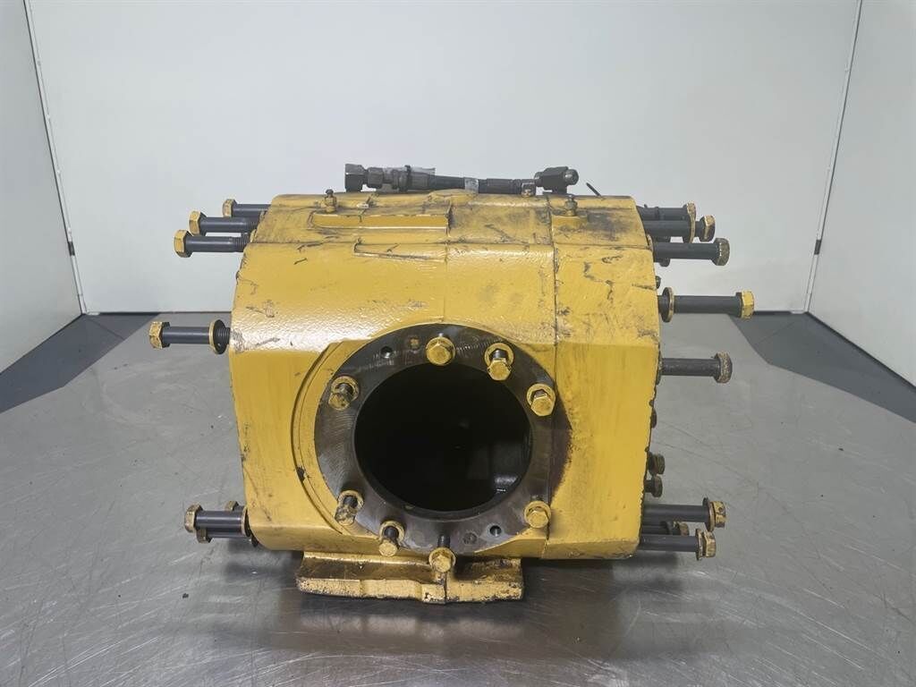 924G-138-1633-Differential housing 1