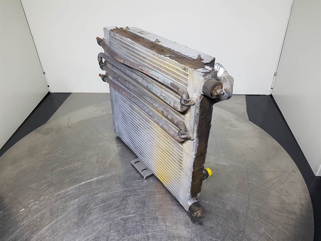 AZ150-2300776A-AKG 1899.011.0000-Cooler/Kühler 2