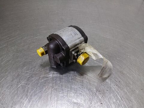 Sonstige 1517220574 - Liebherr L 544 - Steering unit