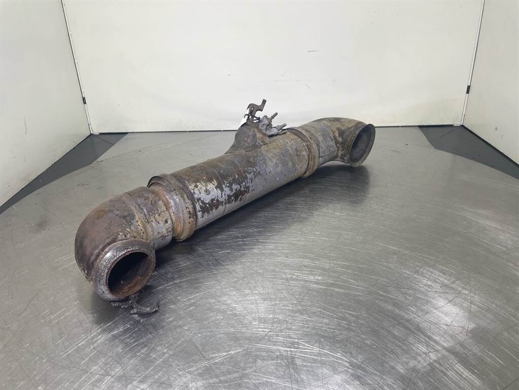 835E - Exhaust pipe/Auspuff/Uitlaat 2