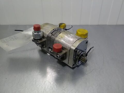 Sonstige 0510665186 - Liebherr L 538 - Gearpump