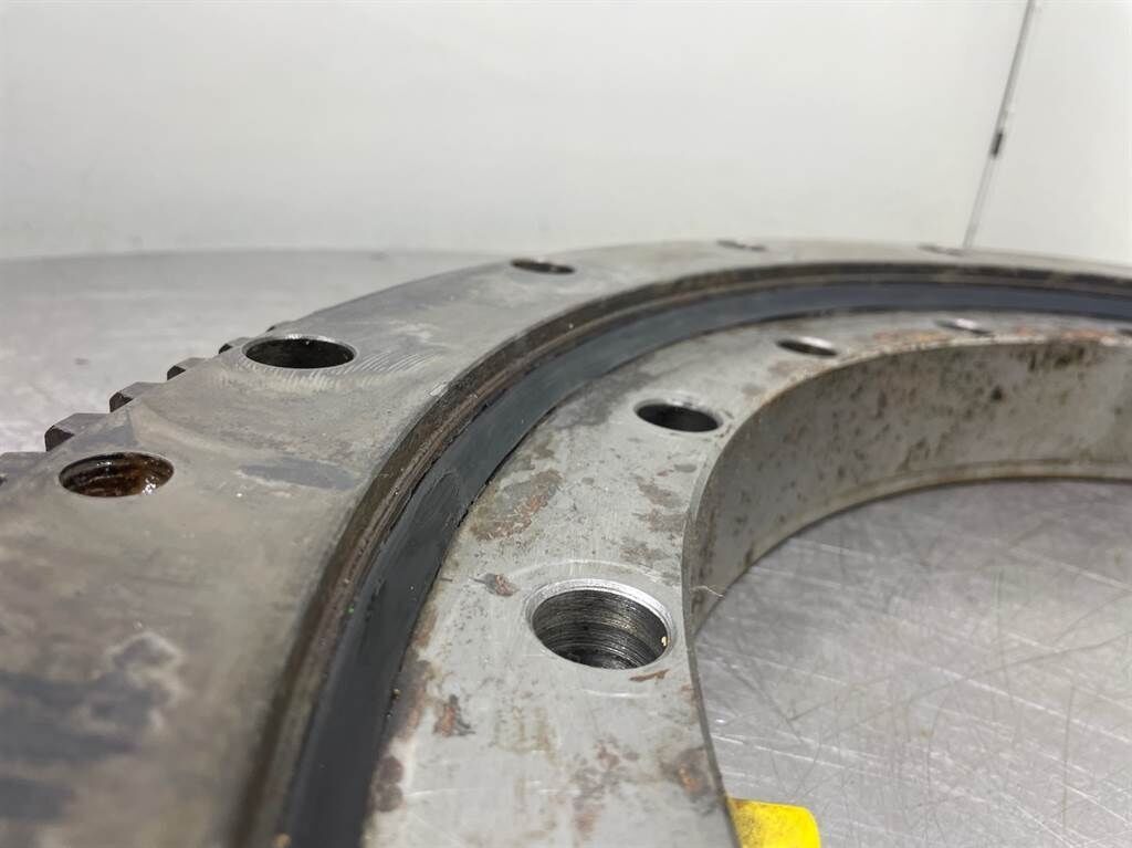 11CX-9E-1Z25-0675-0145-Slewing ring/Drehkranz 3