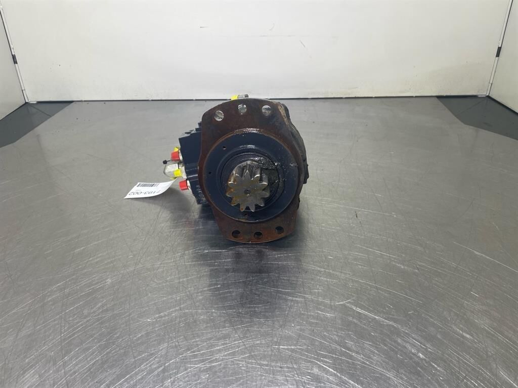 VIO25 - 172482-73310 - Swing motor/Schwenkmotor 2
