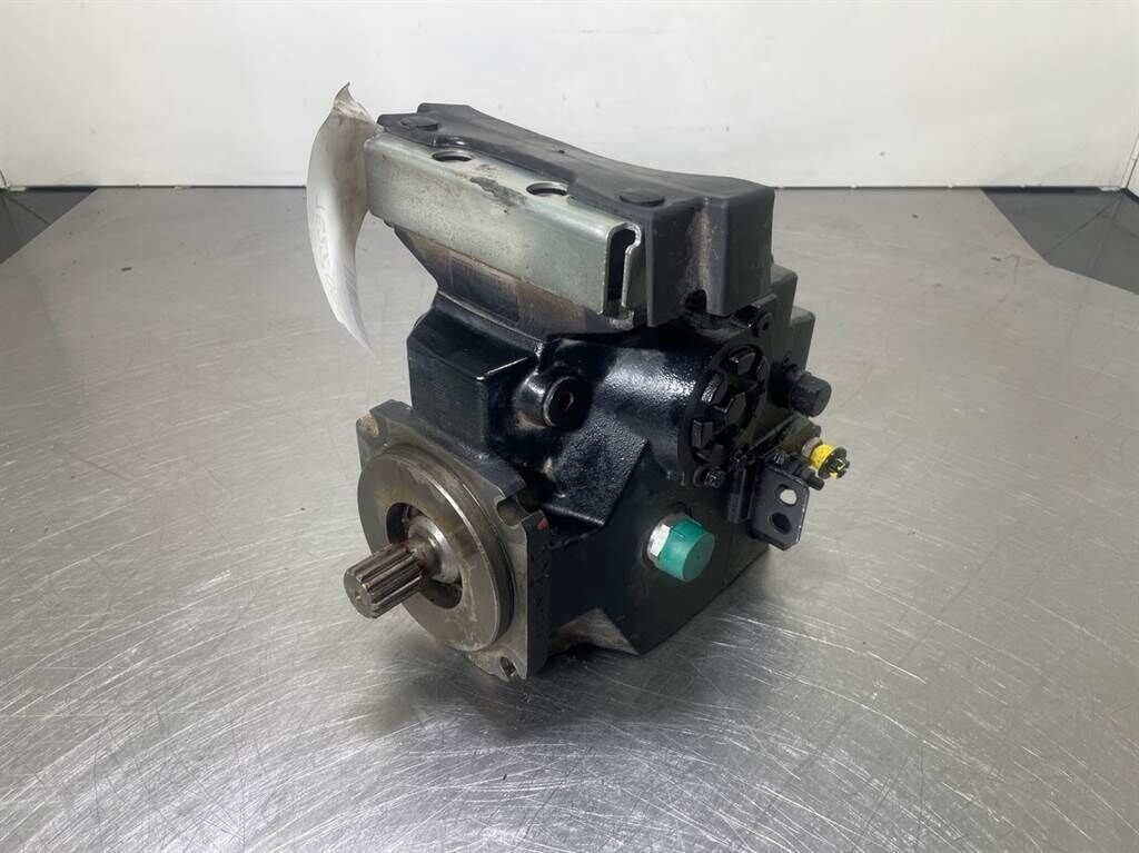 MT730/930-Danfoss-Drive pump/Fahrpumpe/Rijpomp 1