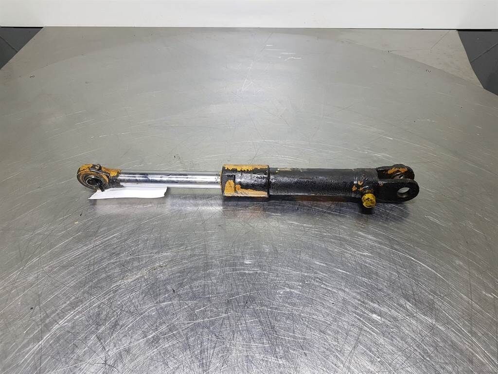 4197404A - Support cylinder/Stuetzzylinder 1