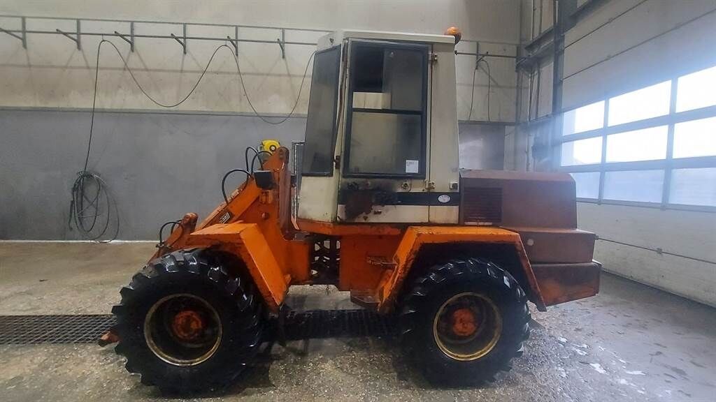 Schaeff SKL 832 (For parts) 1