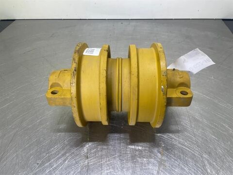 Sonstige D6M/D5H - Track rollers/Laufrollen/Looprol